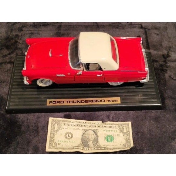 Yatming Road Legends 1:18 1955 Ford Thunderbird Hardtop Convertible Diecast - Picture 1 of 5